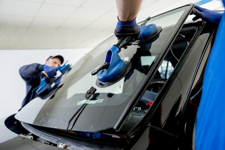 Top Tips For Auto Glass Repair: Expert Advice And Cost-Effective Solutions